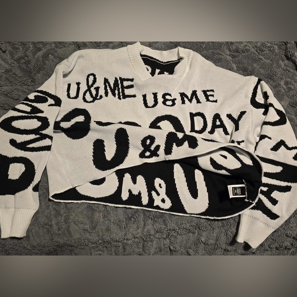 SHEIN Black and White Graphic Knit Sweater